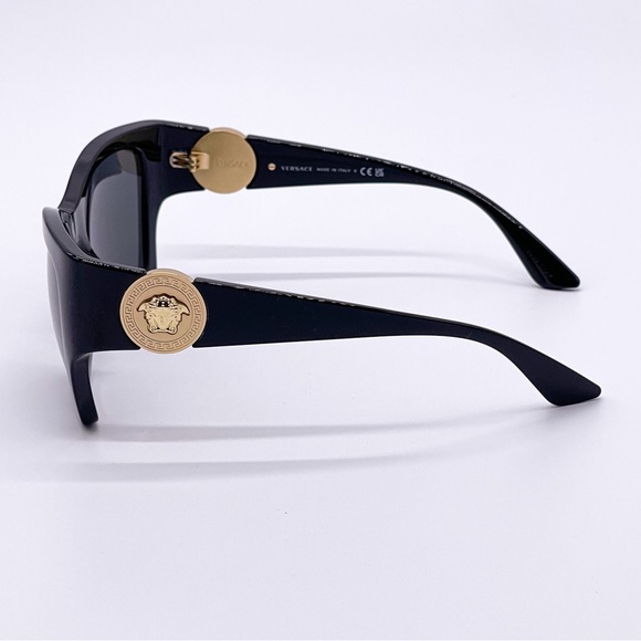 - NEW VERSACE VE4452 GB1/87 BLACK WOMEN VERSACE SQUARE SUNGLASSES VERSACE - Picture 8 of 12